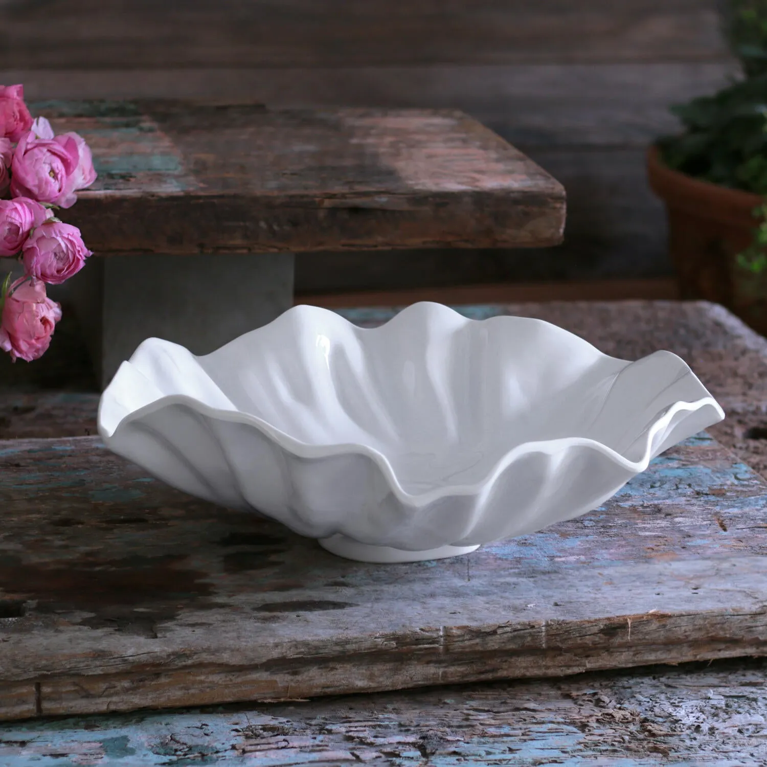 VIDA Bloom Large Bowl in White